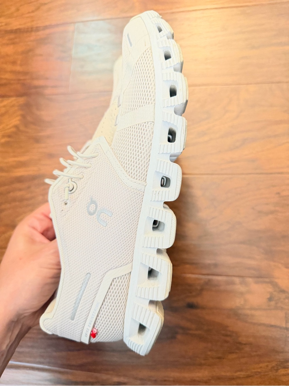 On Running Cloud 6 Sneakers Size 8.5 - Picture 4 of 7
